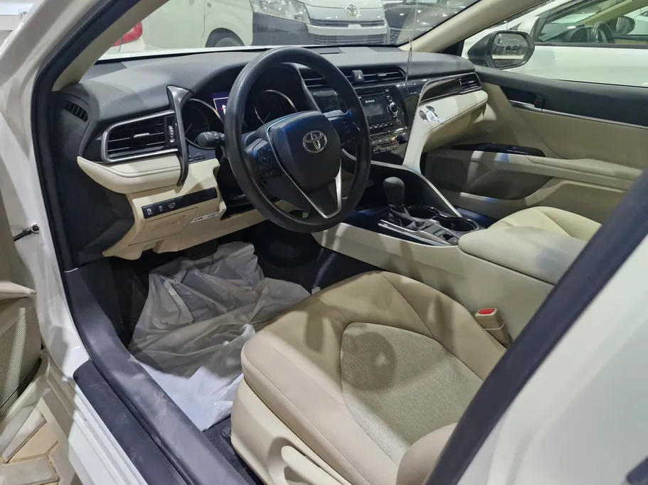 تويوتا كامري LE 2019 