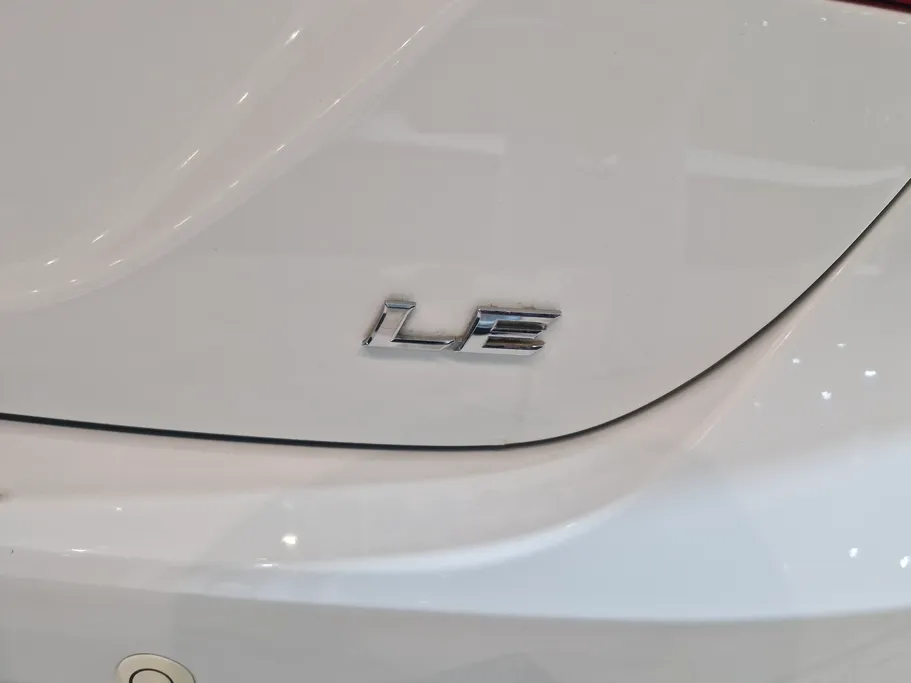 تويوتا كامري LE 2019 