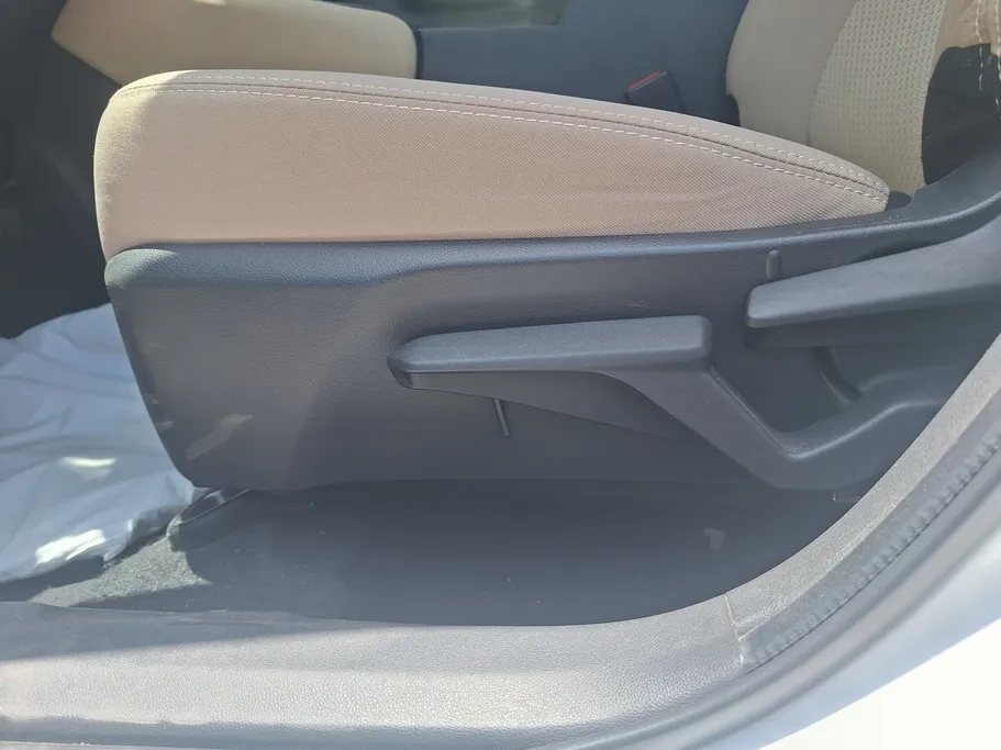 تويوتا يارس YX 2024 