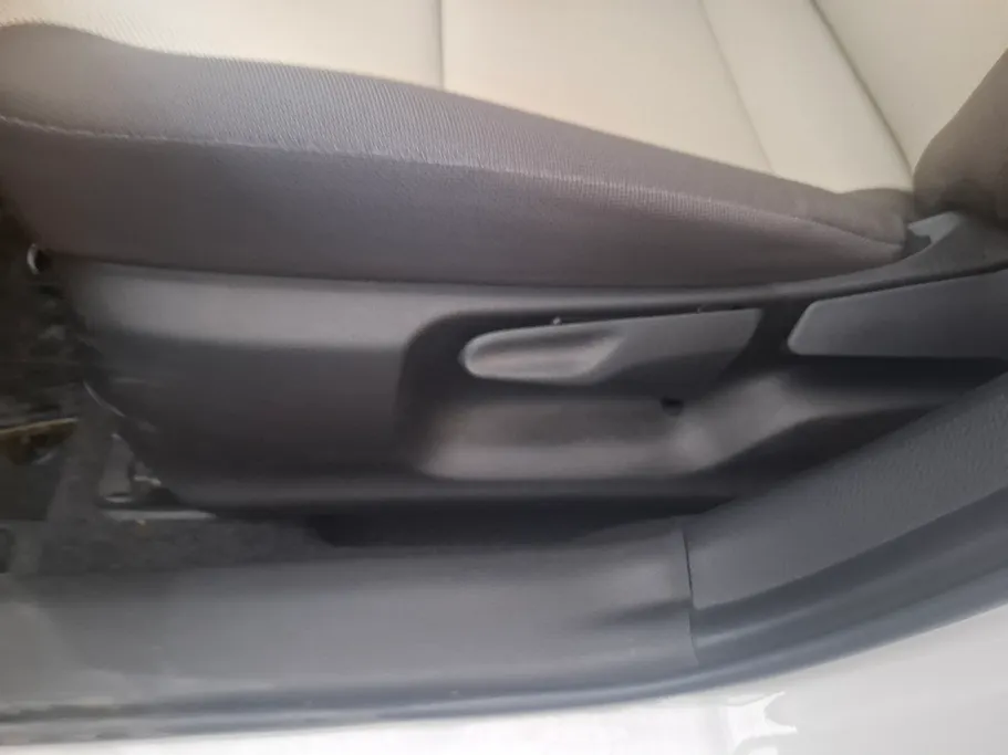 2025 Toyota Corolla XLI 