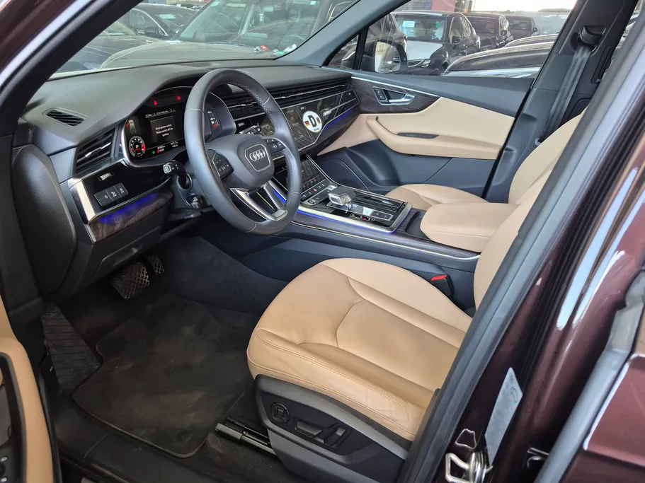 2021 Audi Q7  