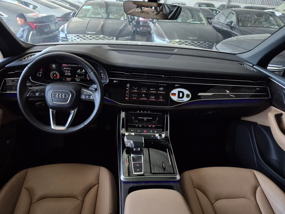 2021 Audi Q7  