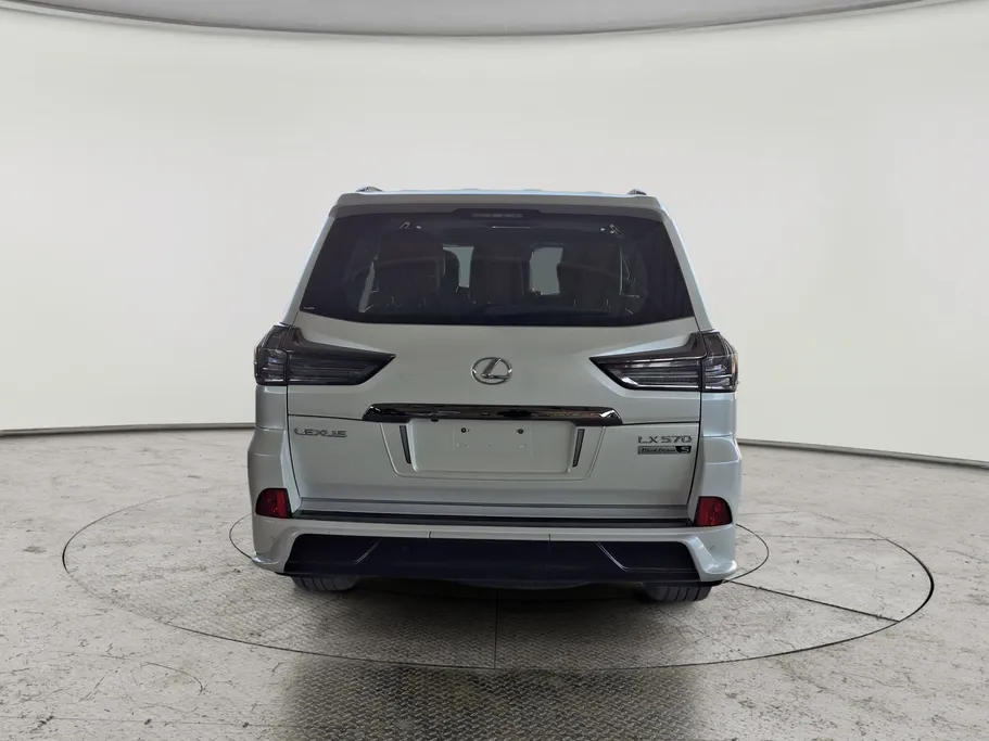 2019 Lexus LX 570 Black Ed. 