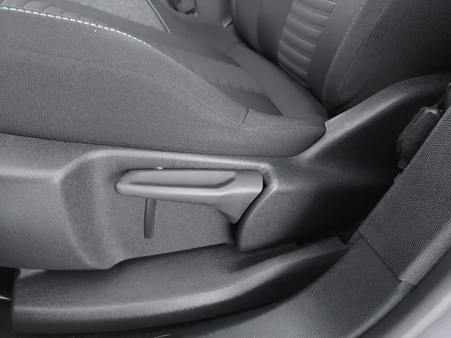 2025 Peugeot 3008 Active 