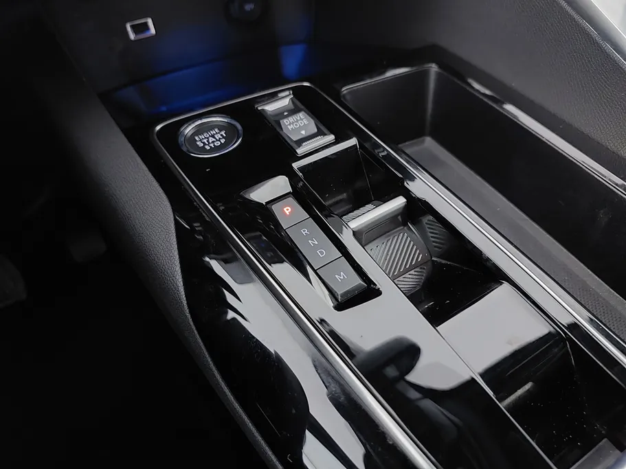 2025 Peugeot 3008 Active 