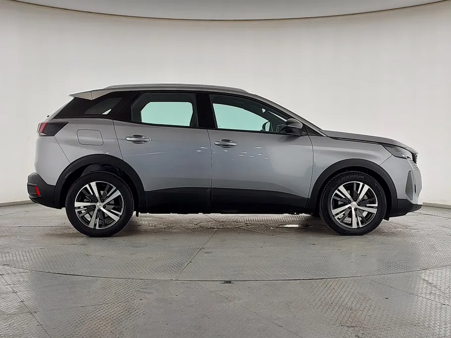 2025 Peugeot 3008 Active 