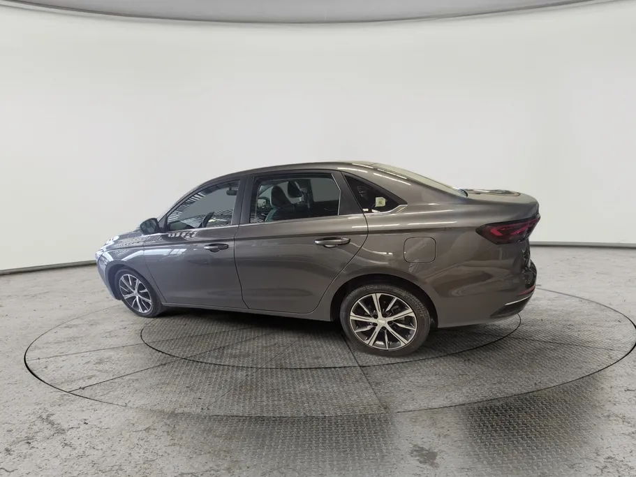 جيلي امجراند GF 2025 