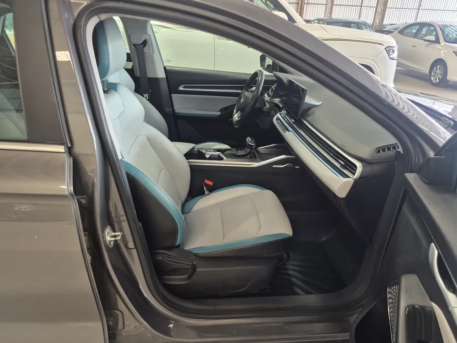 جيلي امجراند GF 2025 