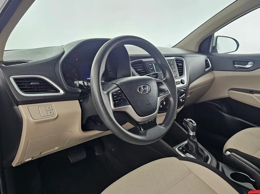 2023 Hyundai Accent Smart 