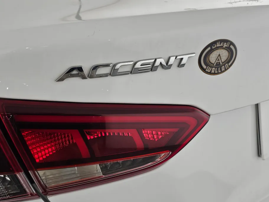 2023 Hyundai Accent Smart 