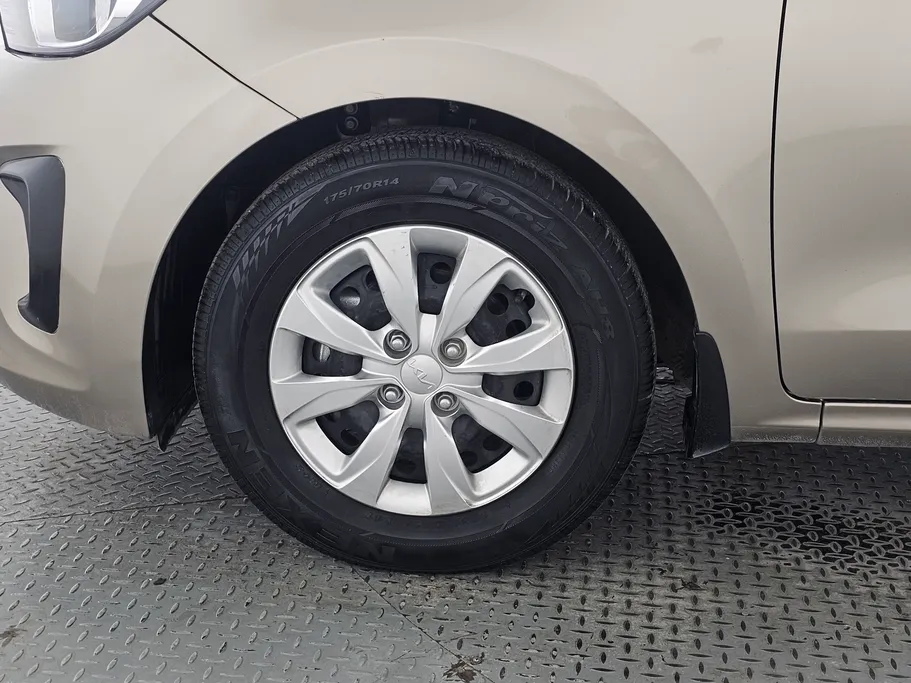 2023 Kia Pegas LX 