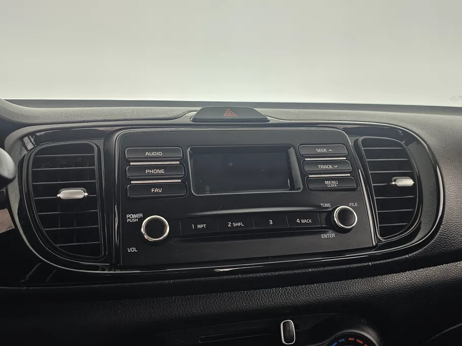 2023 Kia Pegas LX 