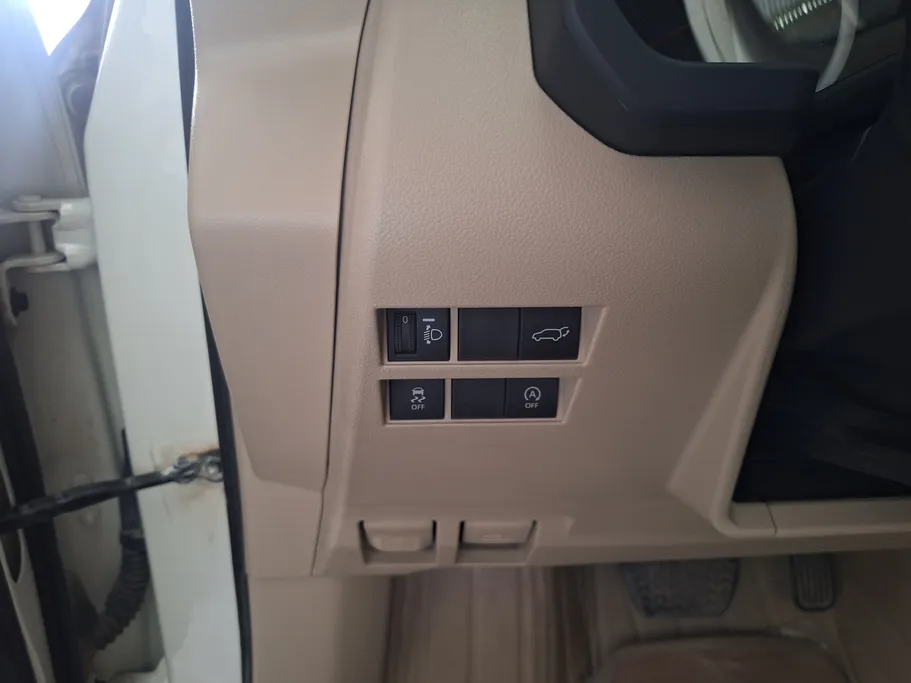 تويوتا لاندكروزر GXR4 2024 