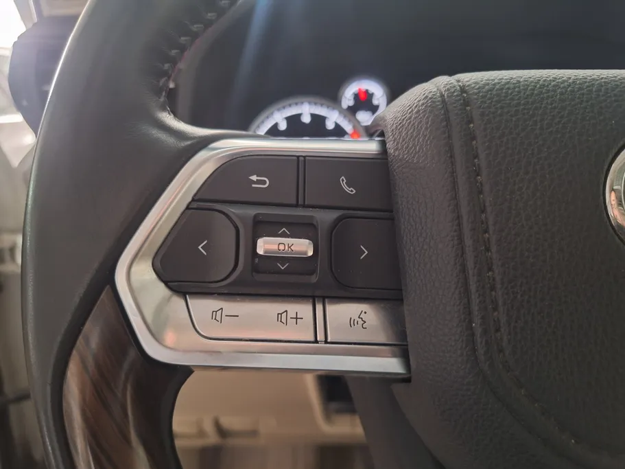 تويوتا لاندكروزر GXR4 2024 