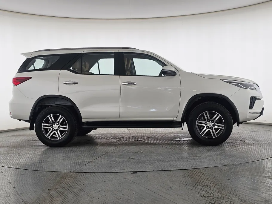 2021 Toyota Fortuner VX 