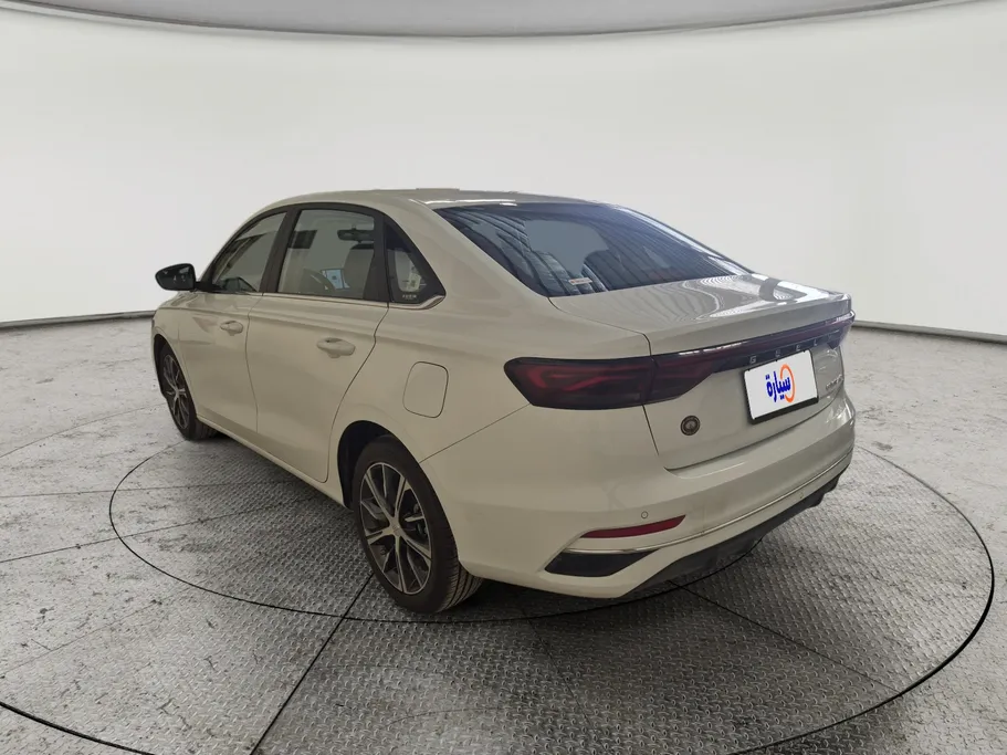 جيلي امجراند GF 2025 