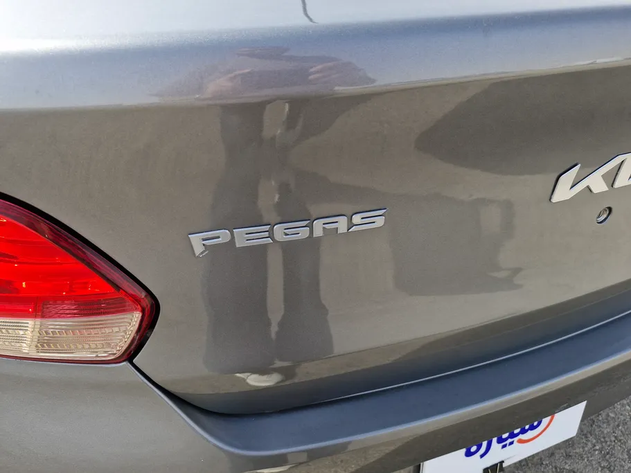 2023 Kia Pegas LX 