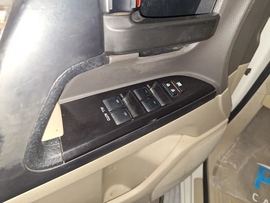 تويوتا لاندكروزر GXR3 2019 