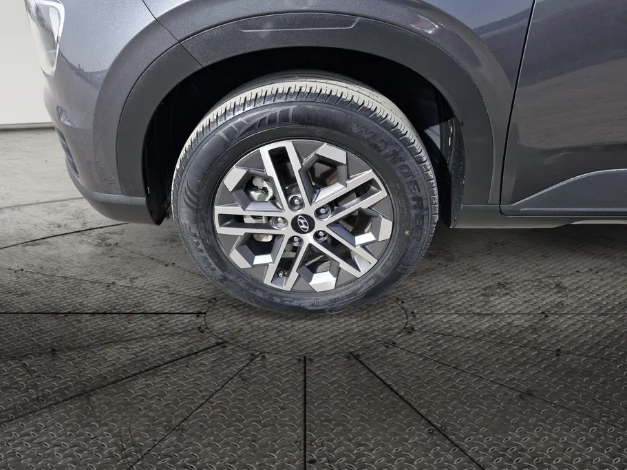 2025 Hyundai Venue Smart 