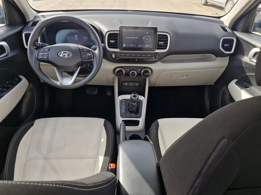 2025 Hyundai Venue Smart 
