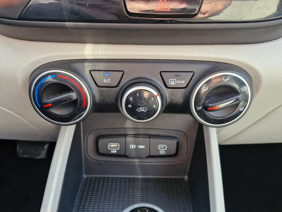 2025 Hyundai Venue Smart 