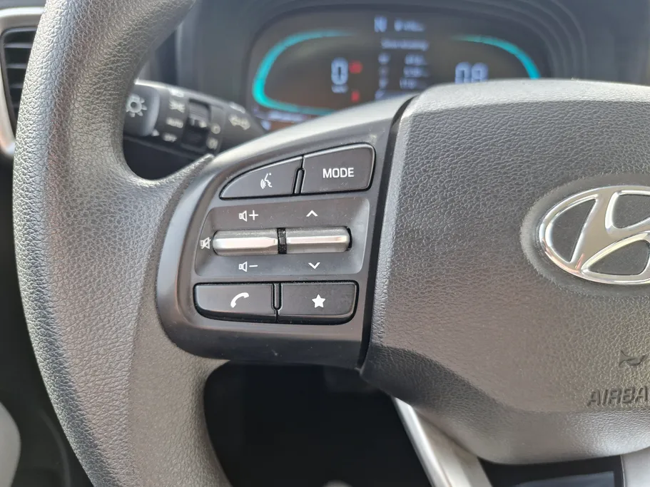 2025 Hyundai Venue Smart 