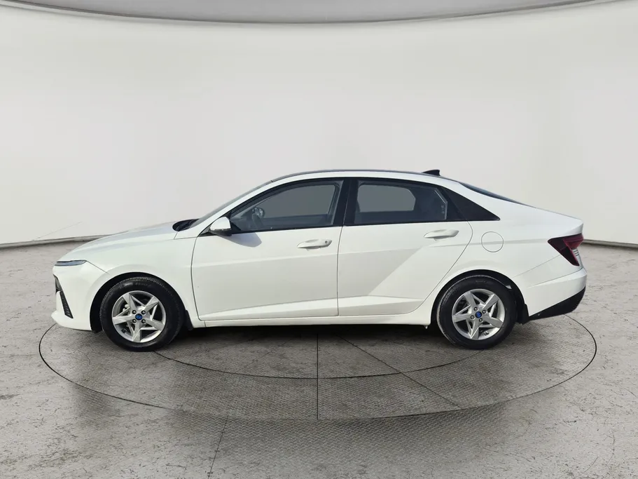 2024 Hyundai Accent Fleet 