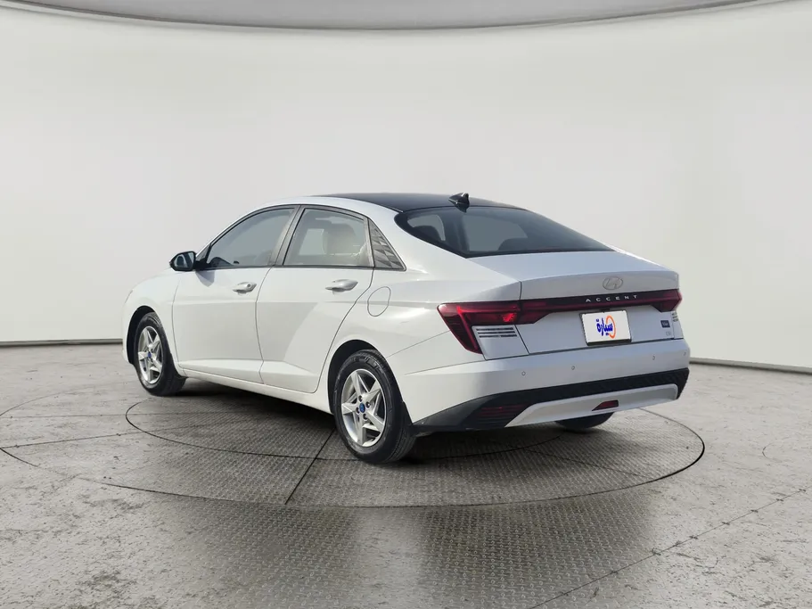 2024 Hyundai Accent Fleet 