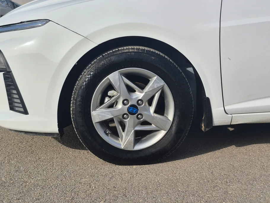 2024 Hyundai Accent Fleet 
