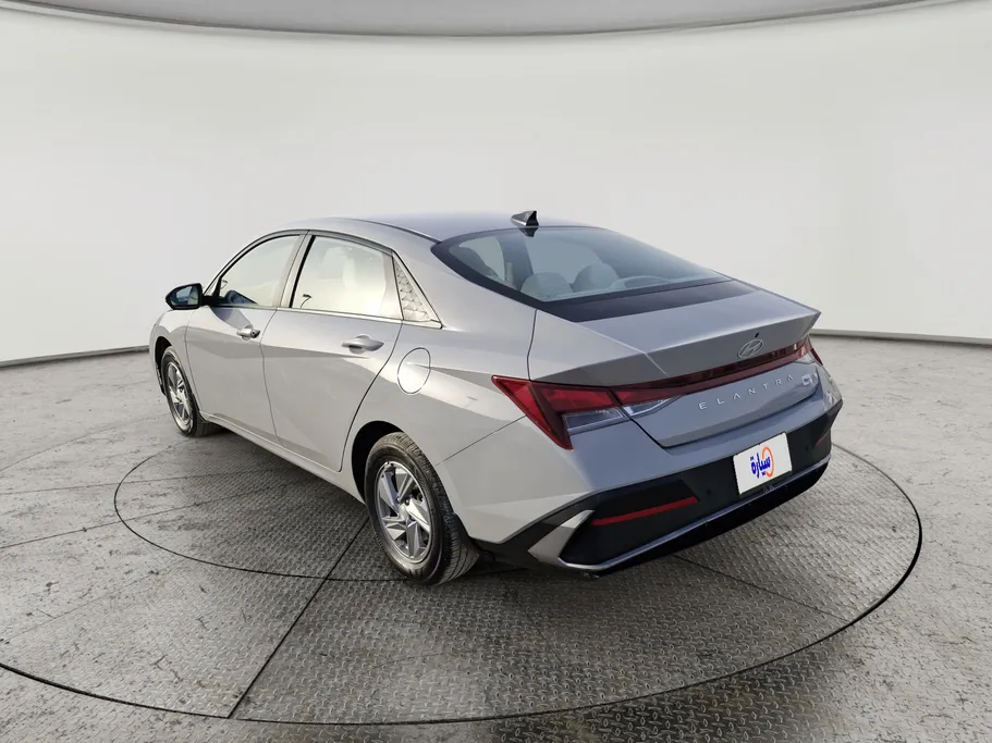 2024 هيونداي Elantra فلييت 