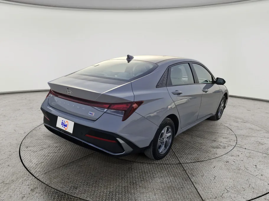 2024 هيونداي Elantra فلييت 