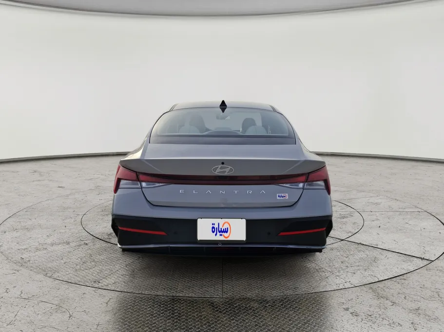 2024 هيونداي Elantra فلييت 