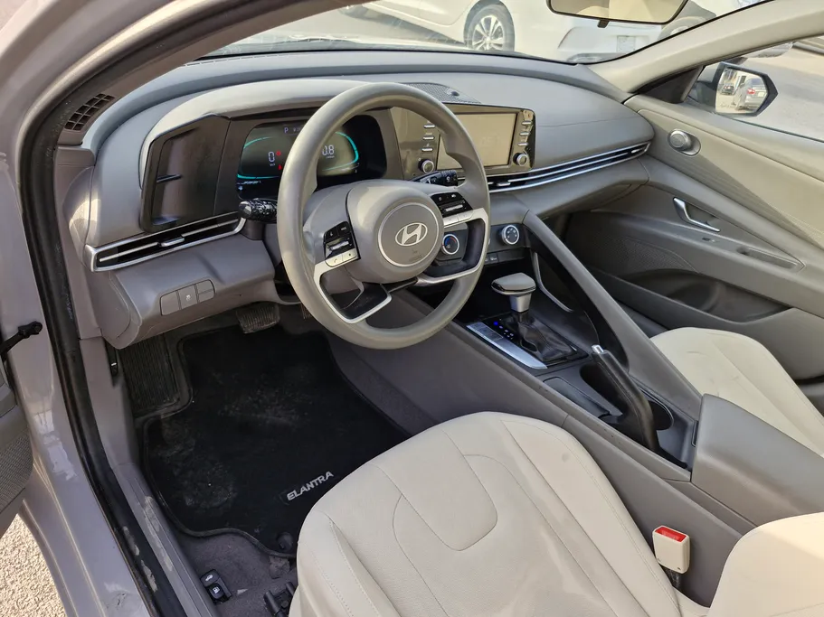 2024 هيونداي Elantra فلييت 