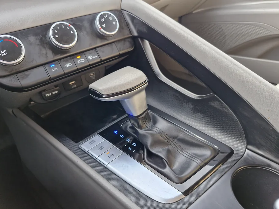 2024 هيونداي Elantra فلييت 