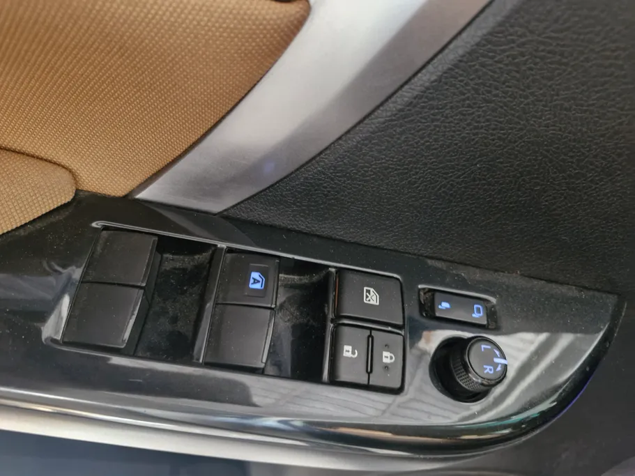 2023 Toyota Fortuner VX 