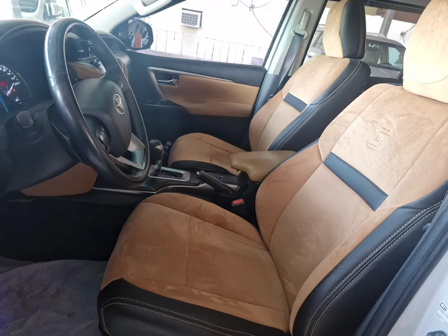 2023 Toyota Fortuner VX 