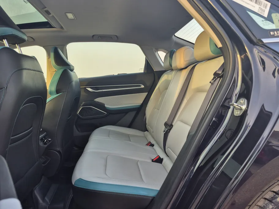 2025 Geely Emgrand GF 