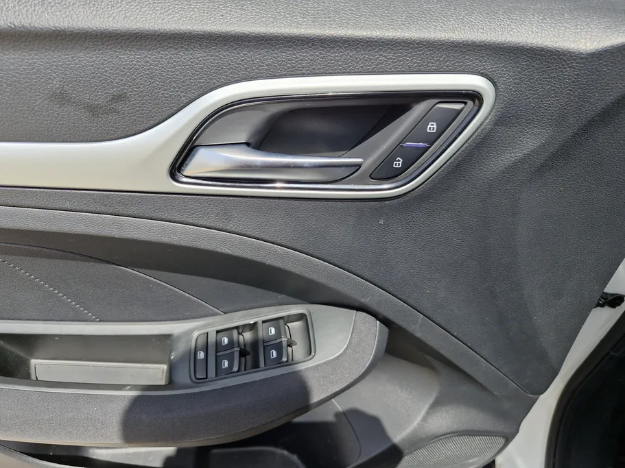 2023 MG ZS STD 