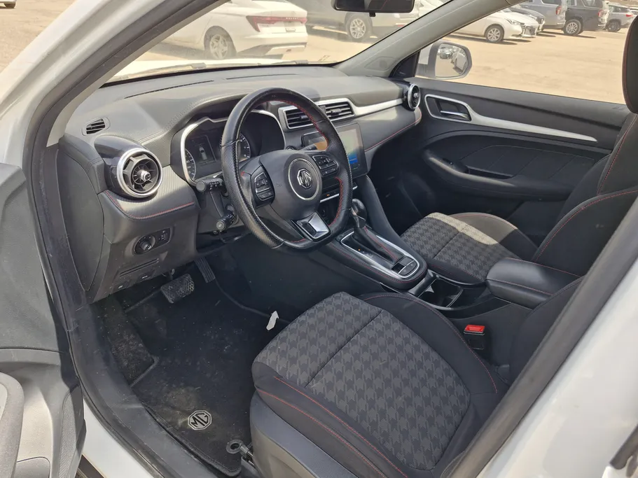 2023 MG ZS STD 