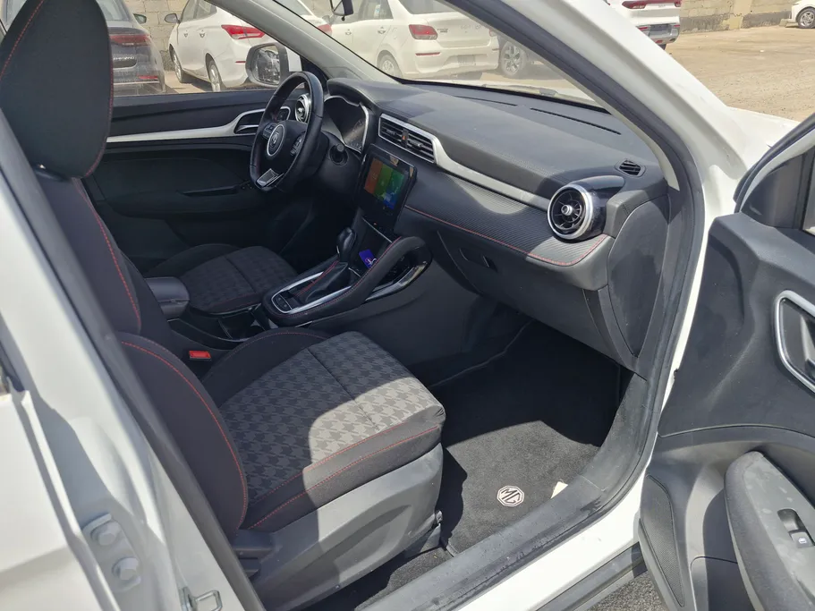 2023 MG ZS STD 