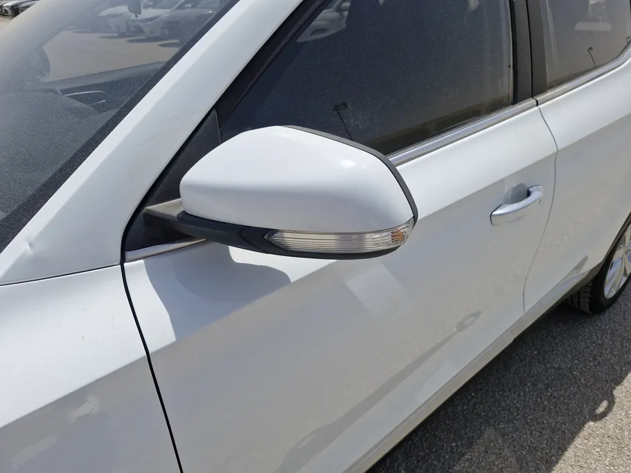 2023 MG ZS STD 