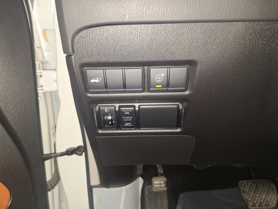 2023 Nissan Patrol Platinum 