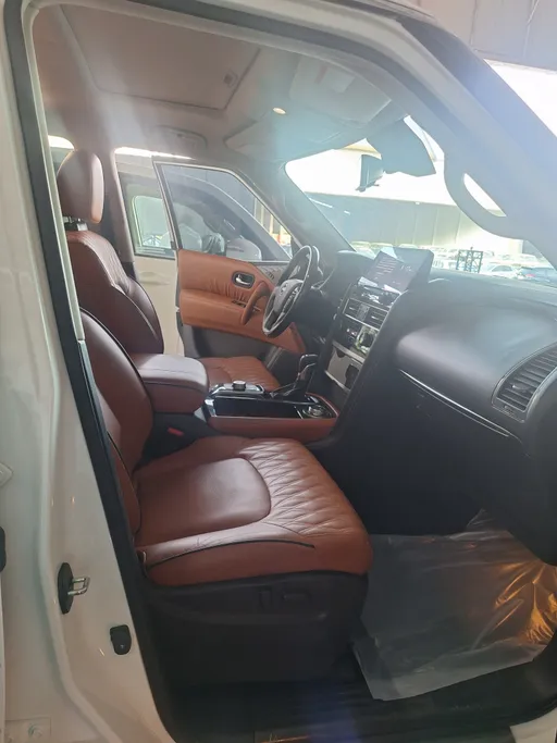 2023 Nissan Patrol Platinum 