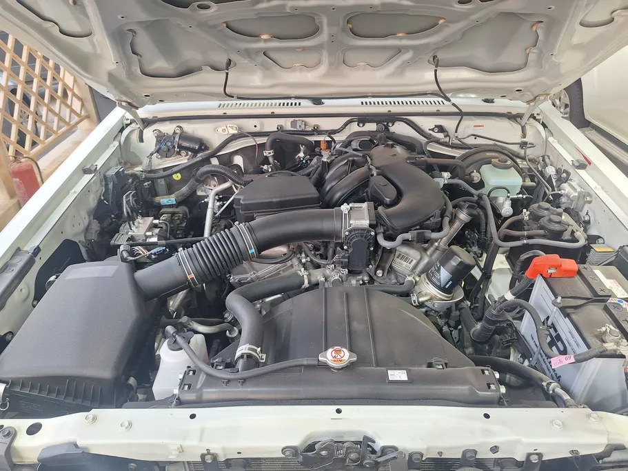 2023 Toyota LAND CRUISER 70 LX 