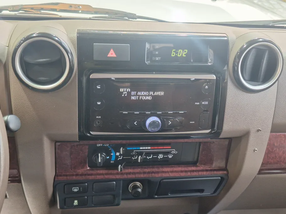 2023 Toyota LAND CRUISER 70 LX 