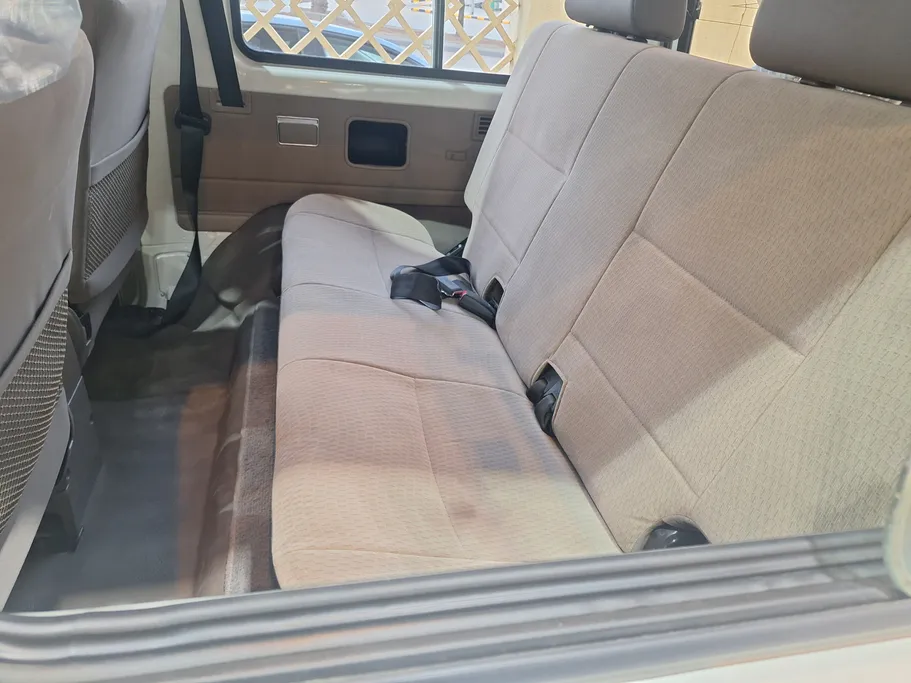 2023 Toyota LAND CRUISER 70 LX 
