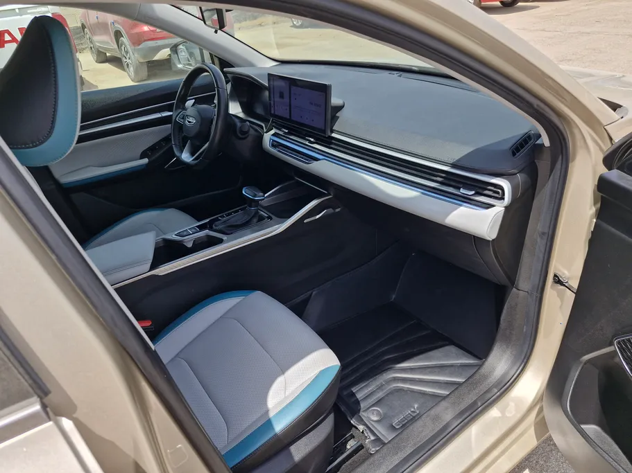 2025 Geely Emgrand GF 