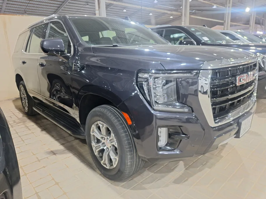2023 GMC Yukon SLE 