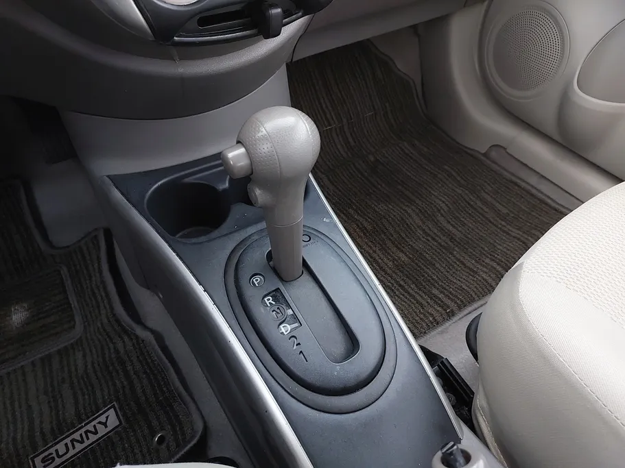 2023 Nissan Sunny SV Comfort 