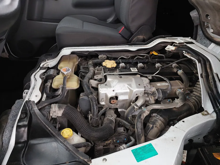 نيسان باص اورفان NV350 2021 